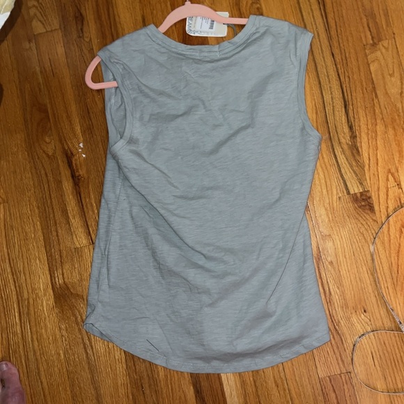 Sz M Barefoot Dreams Malibu Collection Pima Cotton slub Tank  P2P 18” - Picture 4 of 7